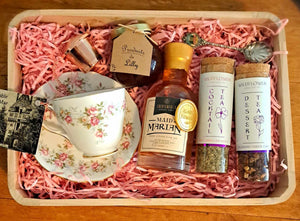 'She's Whisky in a Tea Cup' Hamper